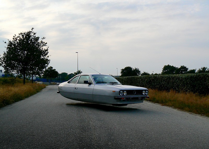 Illustration for article titled Enjoy Some Hovercars, My Friends